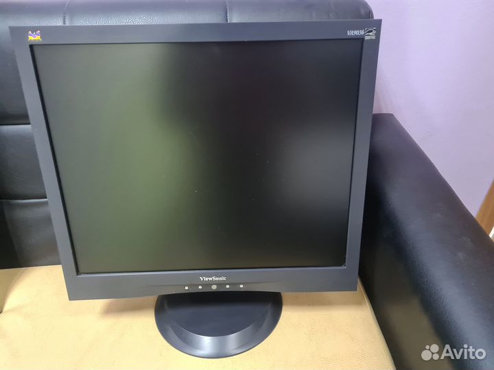 Монитор ViewSonic VA903B 19
