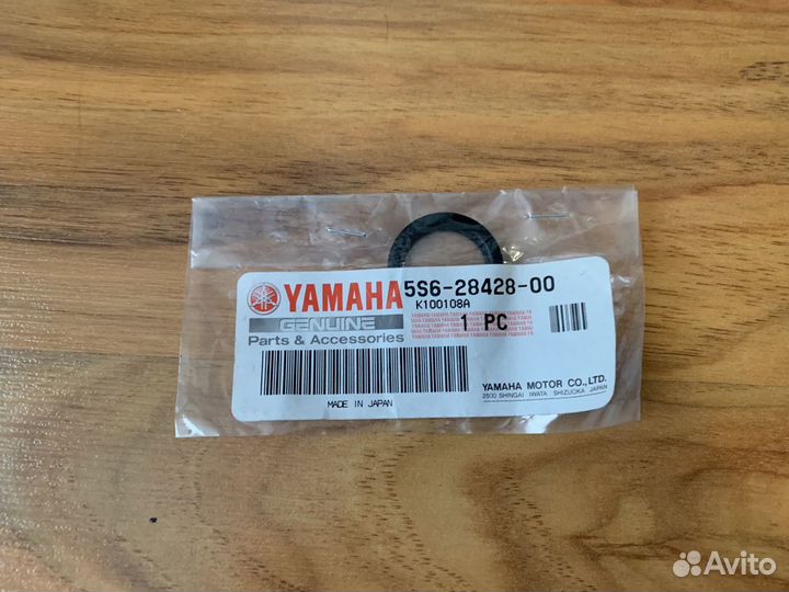 Сальник Замка кофра Ямаха Yamaha