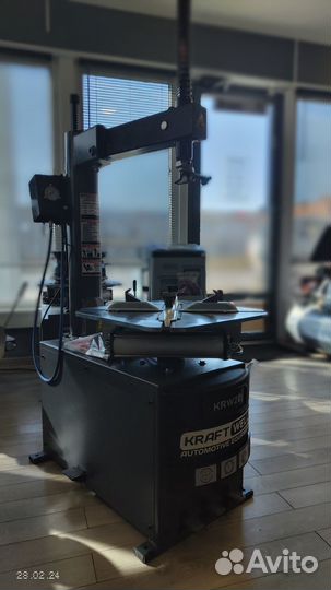 Шиномонтажный станок 22 дюйма