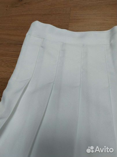 Новая юбка и топик. Боди. Жакет. 42 размер