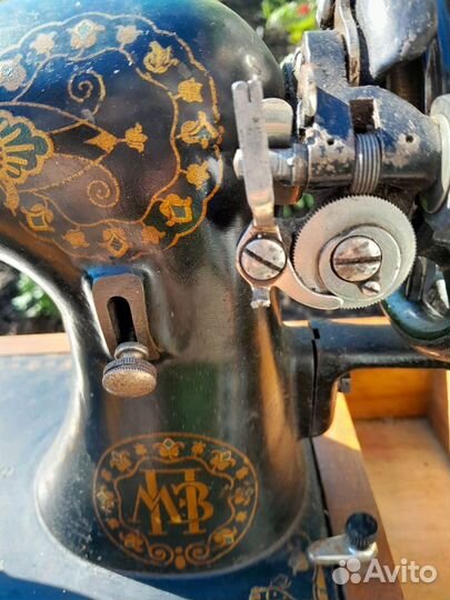 Швейная машина Janome и механическая подольская