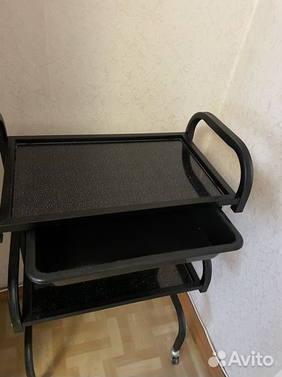 Столик для косметолога