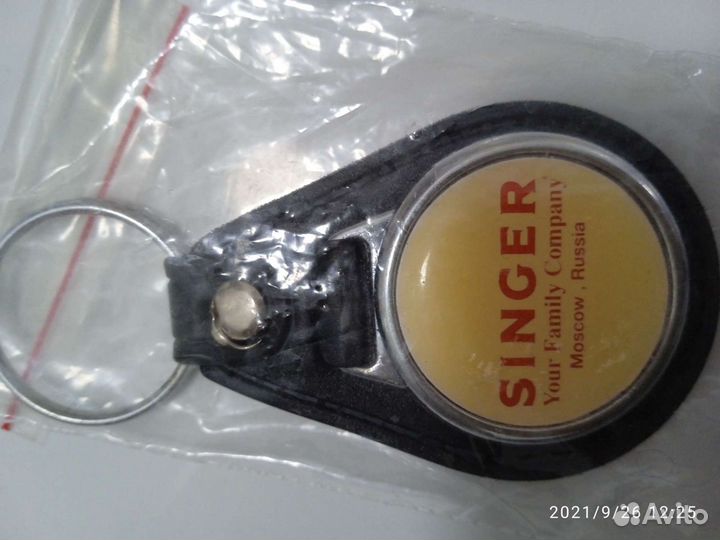 Брелок на ключи новый, в упаковке