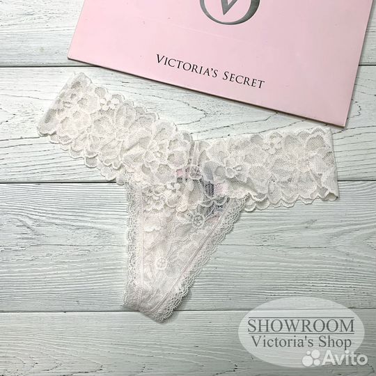 Кружевные стринги Victorias Secret белые