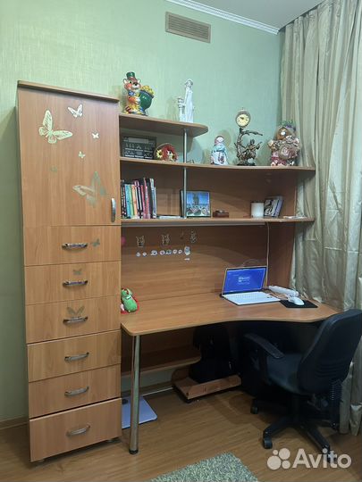 Компьютерный стол