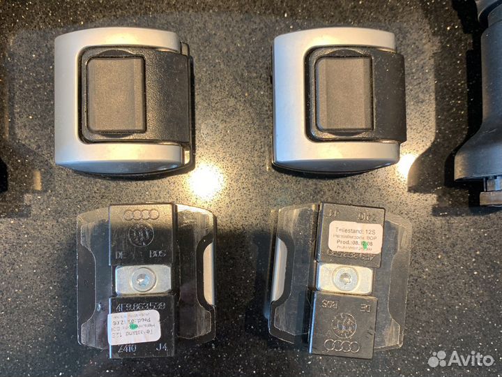 Комплект креплений в багажнике VAG 4F9.863.539