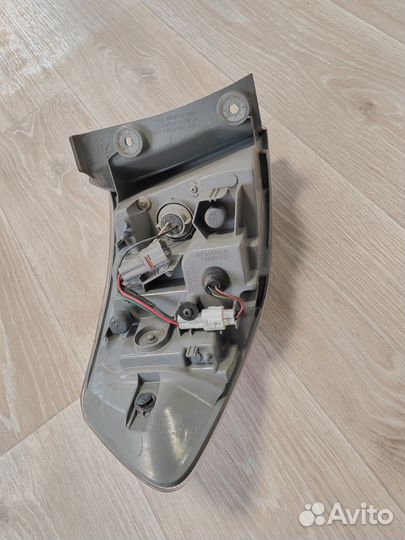 Фара, стоп-сигнал