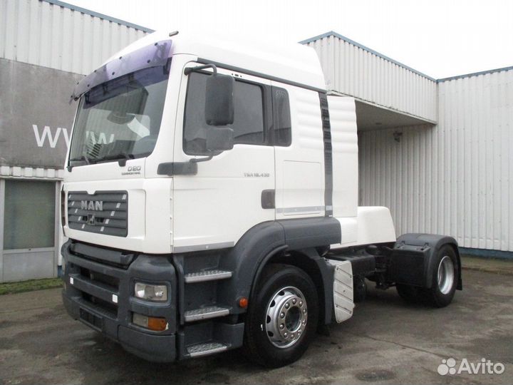 В разборке грузовик MAN, TGA 2000-2008