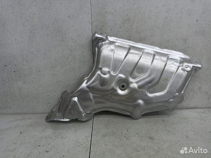 Защита (экран) выпускного коллектора Renault рест