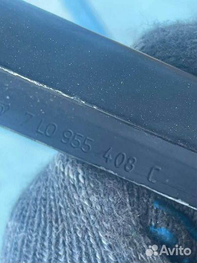 Поводок стеклоочистителя переднего 7L0955408C