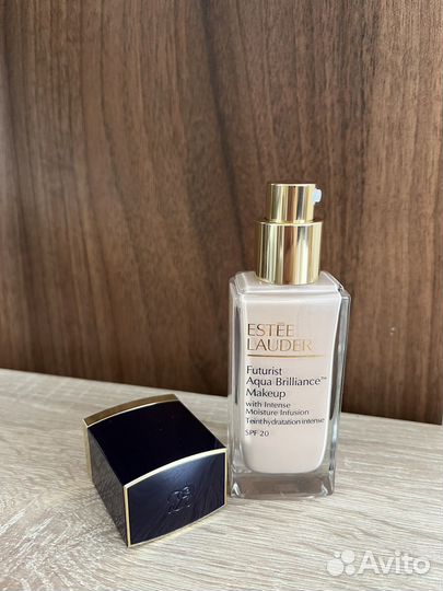 Тональный крем Estee Lauder