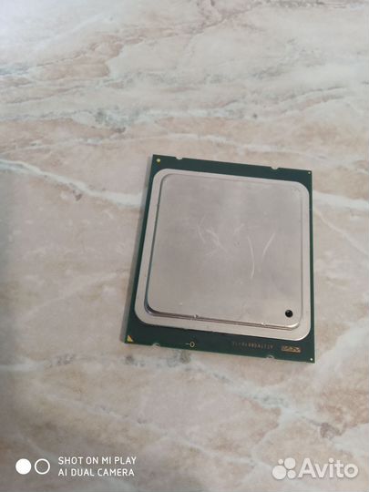 Процессор Intel Xeon E5-2658