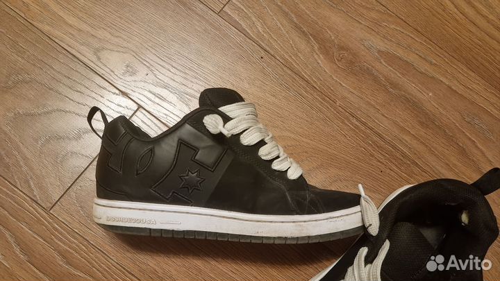 Dc shoes court graffik