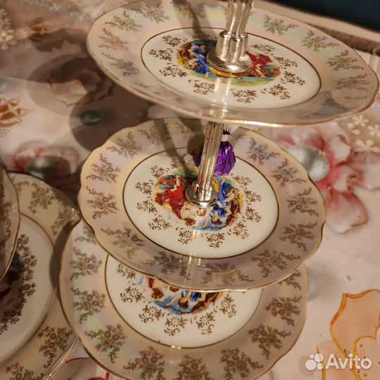 Горка, сольница,салфетница Мадонна