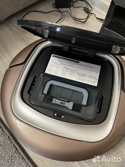 Робот пылесос midea