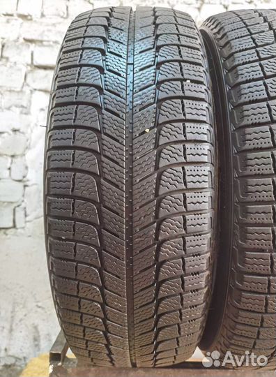 Michelin X-Ice 3 215/60 R17 96T