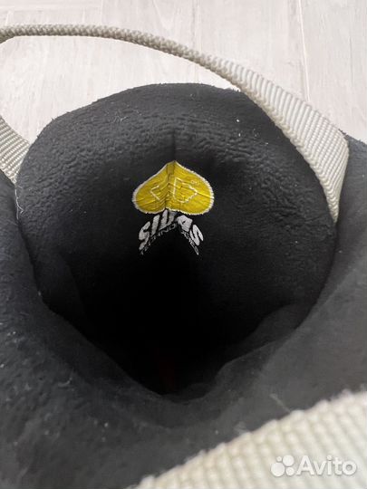 Горнолыжные ботинки женские 23.5 (37 рус)