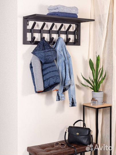 Вешалка настенная в прихожую