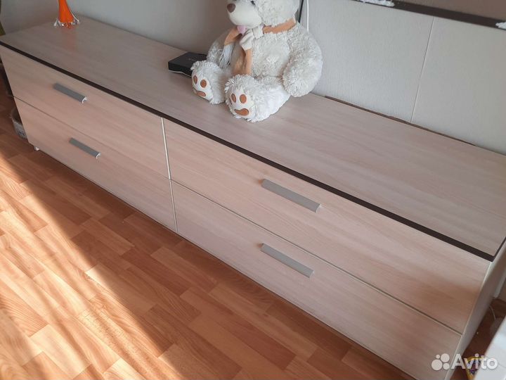 Тумба под телевизор