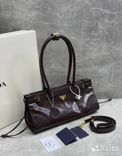 Сумка маленькая Prada античная кожа