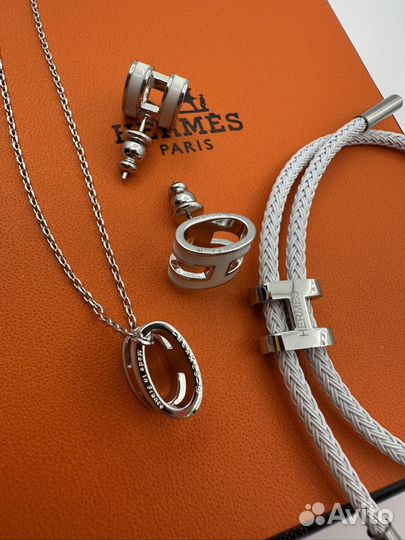 Украшение hermes