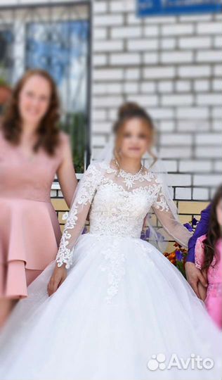 Свадебное платье