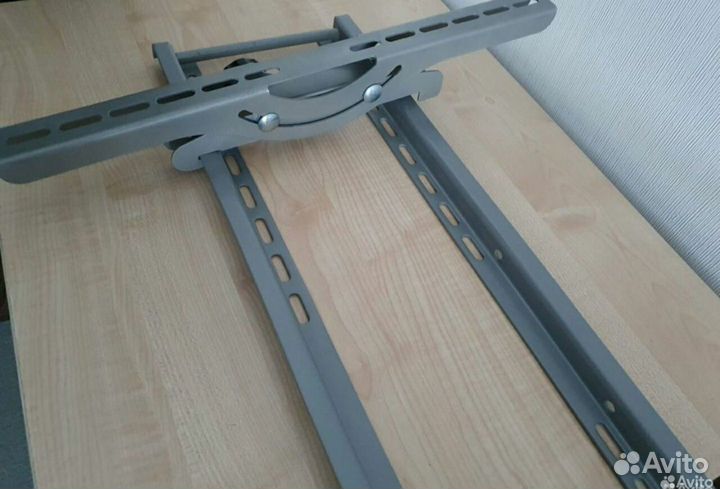 Надежный кронштейн настенный для TV до 75 кг