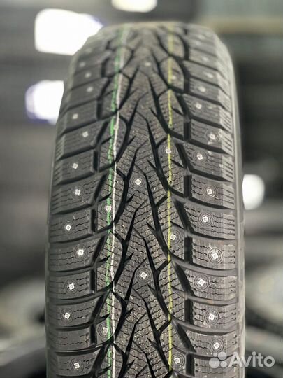 Arivo Ice Claw ARW8 225/70 R16 107T