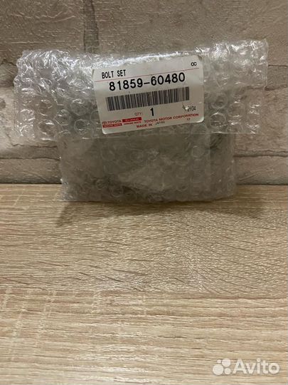 Крышка зеркала бокового TLK 200 08-12 правая