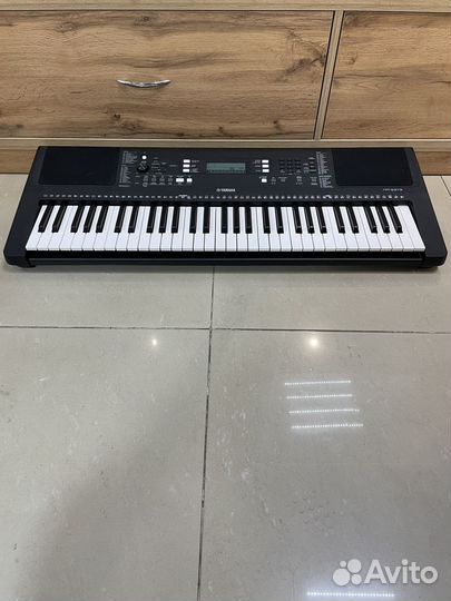 Синтезатор Yamaha PSR-E373