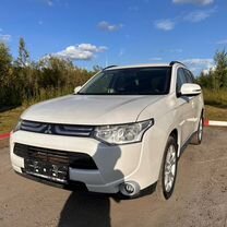 Mitsubishi Outlander 2.4 CVT, 2013, 262 243 км, с пробегом, цена 1 210 000 руб.