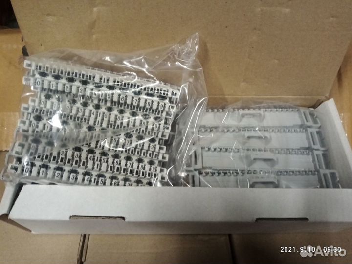 Плинт размыкаемый на 10 пар типа krone