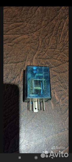 Разбор запчасти Volkswagen B3 Audi 80