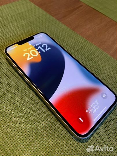 Мобильные телефоны бу iPhone 13
