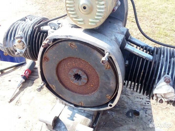 Двигатель Урал