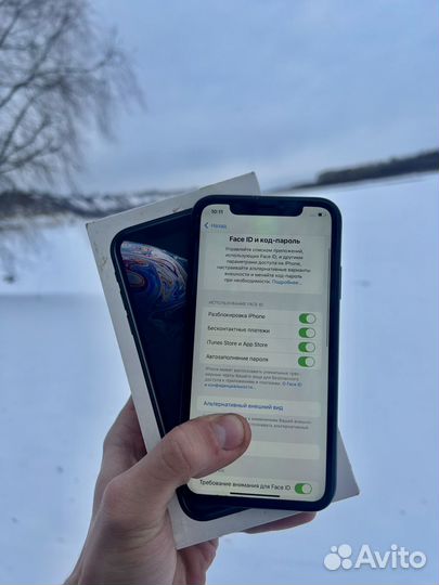 iPhone Xr, 64 ГБ