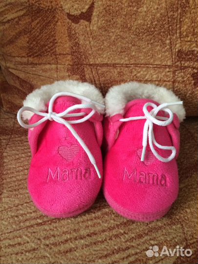 Шапочка и ботиночки для девочки