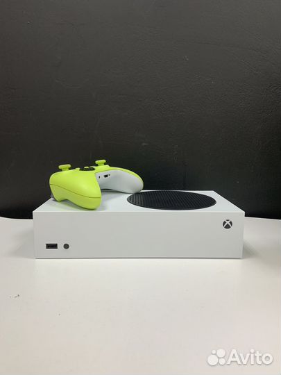Xbox series s + Game pass Ultimate