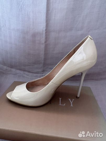 Туфли женские