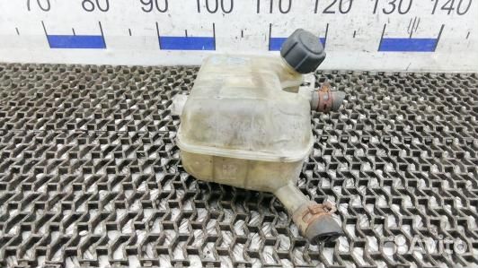 Бачок расширительный renault megane 2 (8DN27NP01)