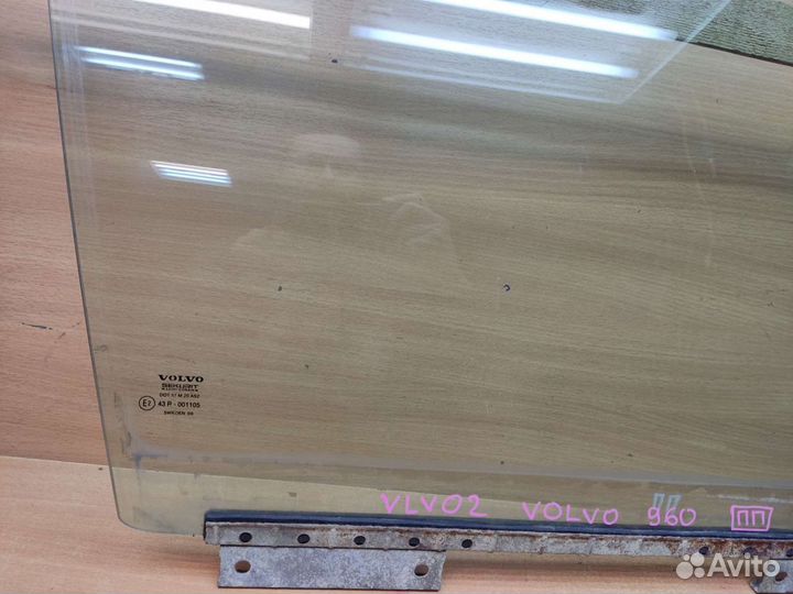 Стекло переднее правое, Volvo 960