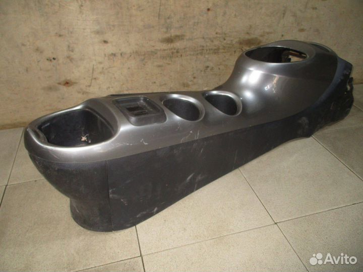 Консоль Nissan Juke (F15) 2011-2019