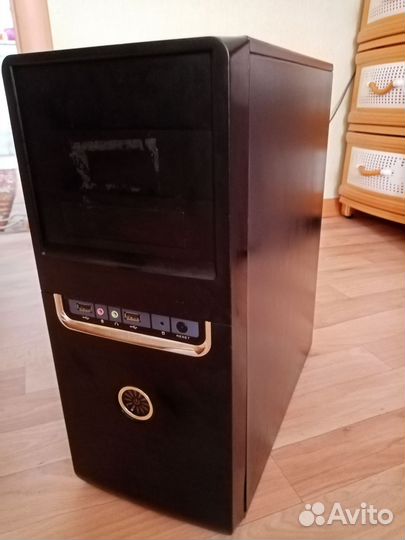 Системный блок сломанный