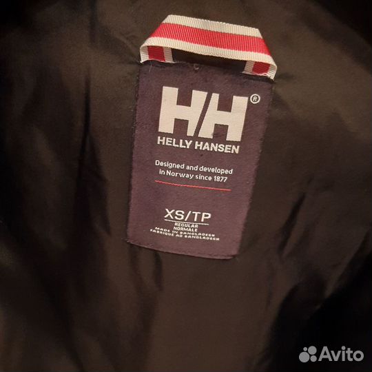 Пуховик женский helly hansen