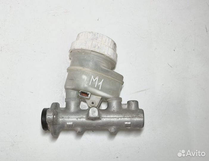 Главный тормозной цилиндр Mitsubishi л 200 кб 2008