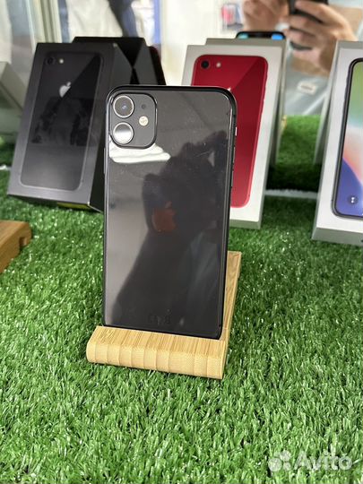iPhone 11, 64 ГБ