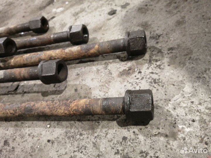 Стремянка рессоры задняя Hyundai Hd120 /2 D6DA