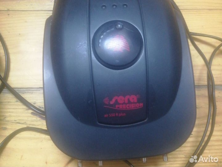 Воздушный компрессор. sera для аквариумов и прудов