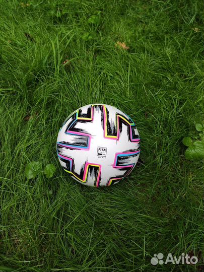 Футбольный мяч adidas Евро 2020 5 размер