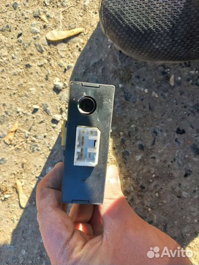 Блок управления дверьми Mazda Capella GF